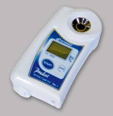 Digital Refractometer
